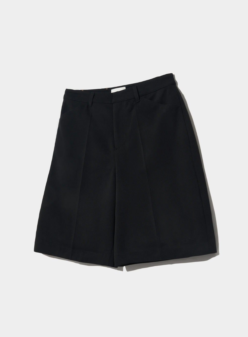 [satur] (W) Keller Carpenter Bermuda Slacks - Neutral Black