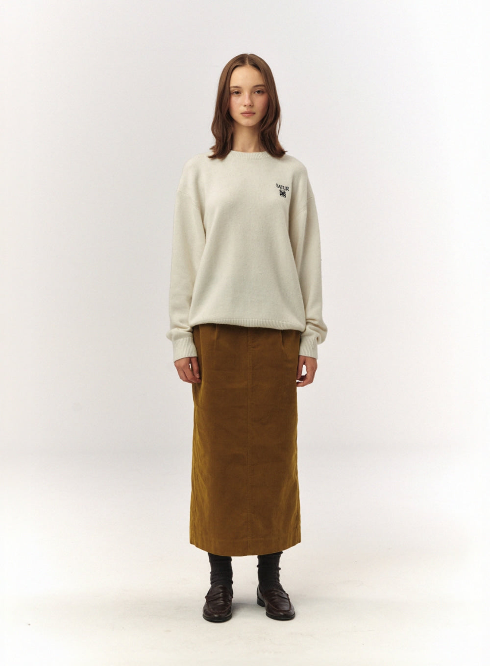 [satur] Loren Classic Logo Knit - White