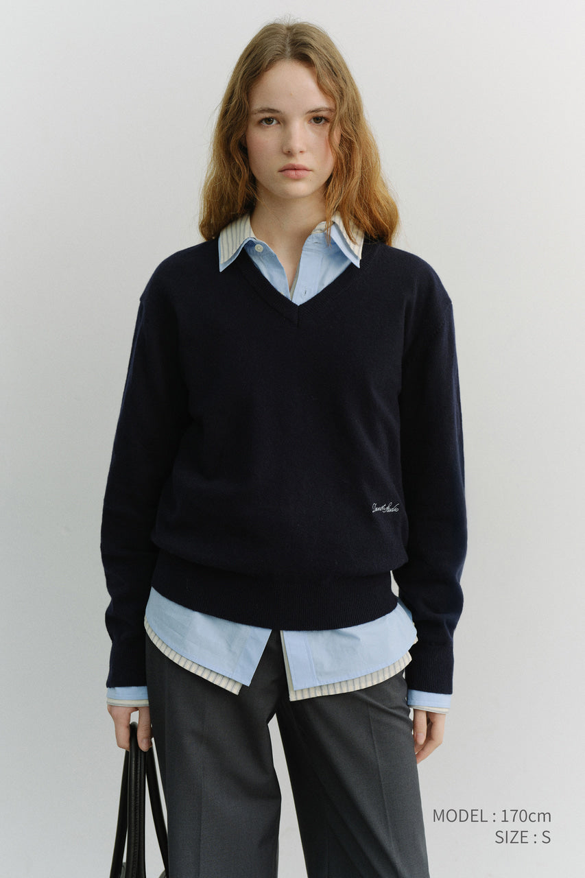 Dunst Unisex Soft V-Neck Sweater French Navy