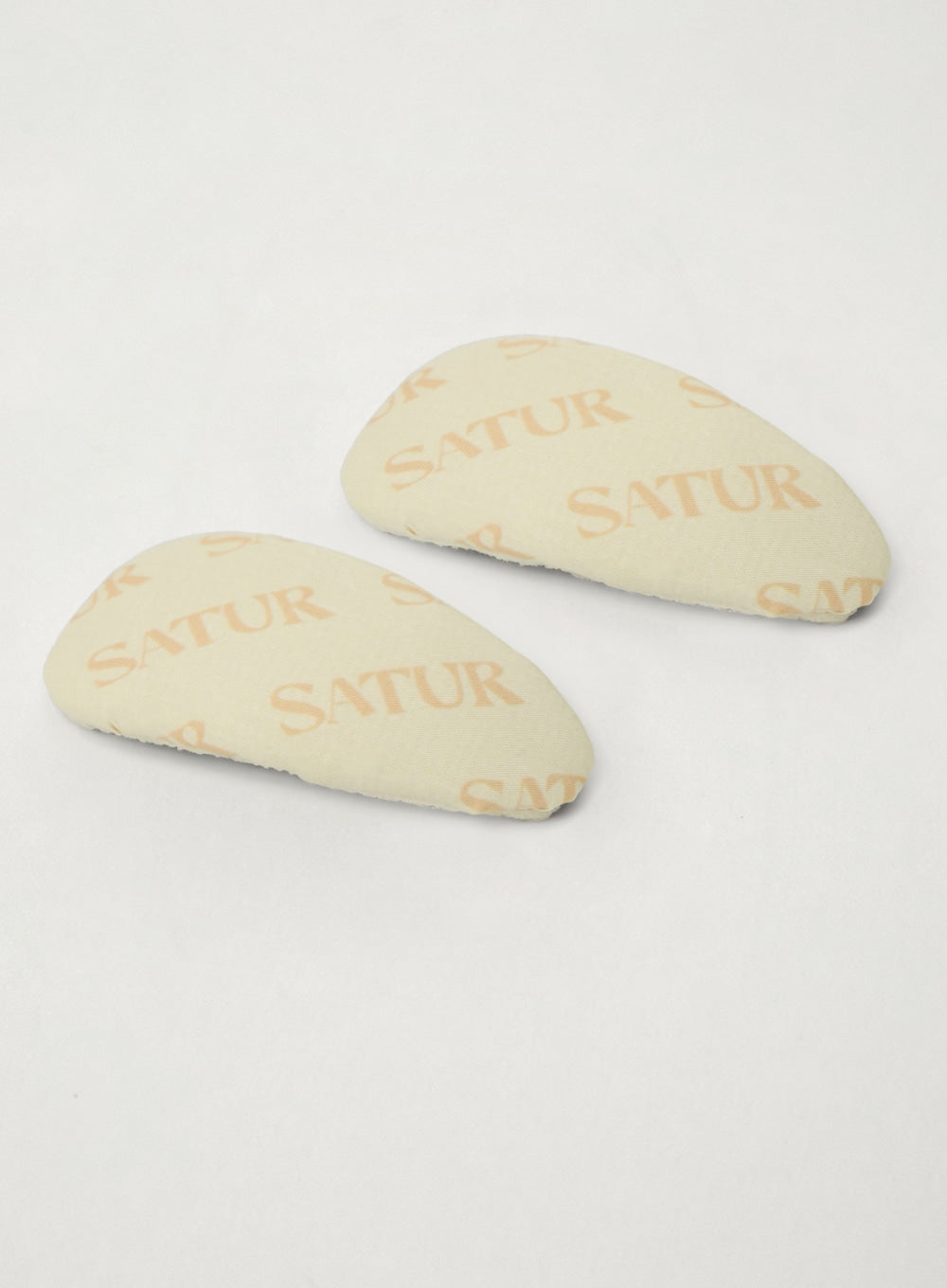 [satur] (W) Classic Logo Hair Pin Set - Cream