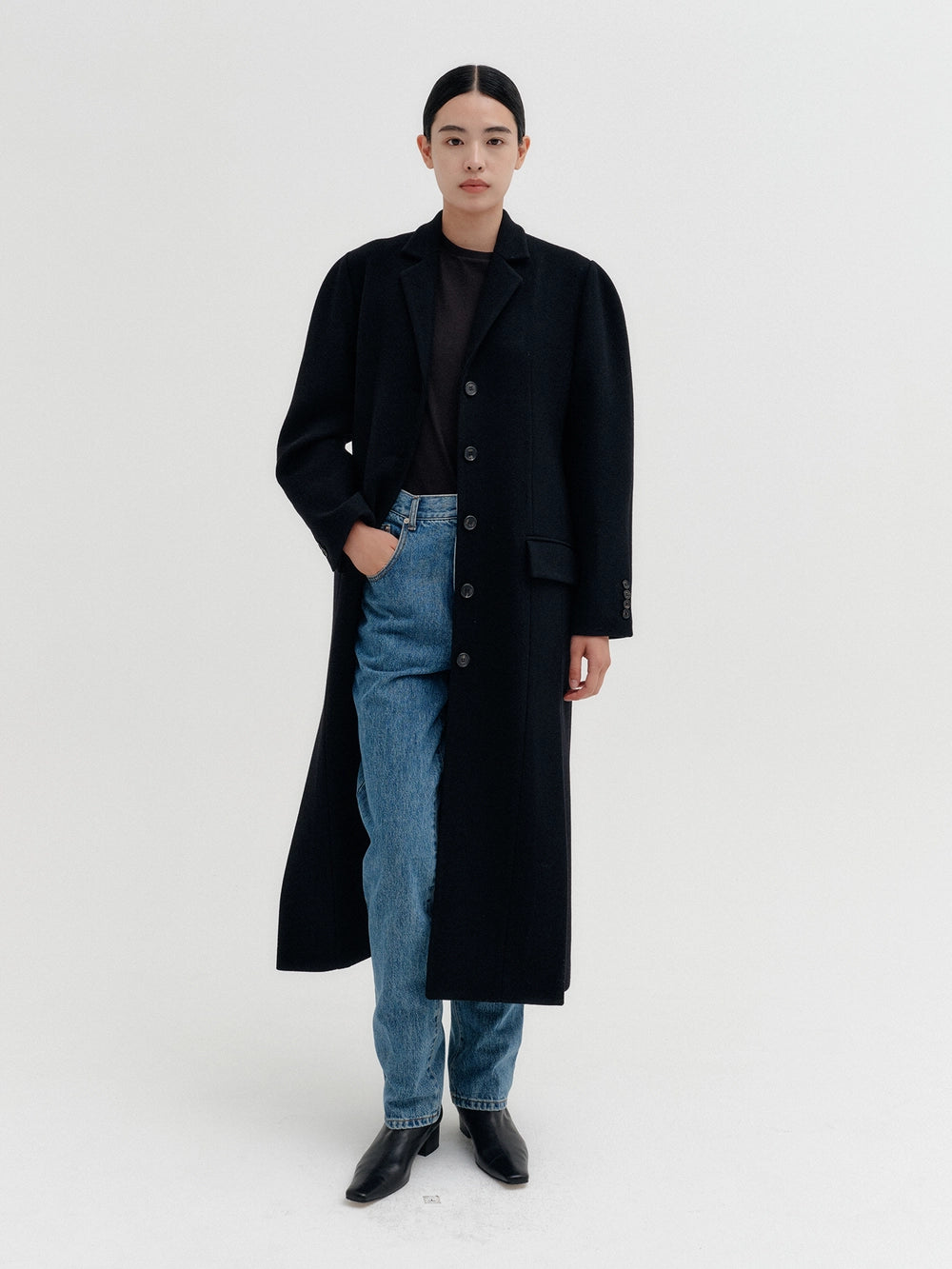 EENK Hourglass Coat - Black