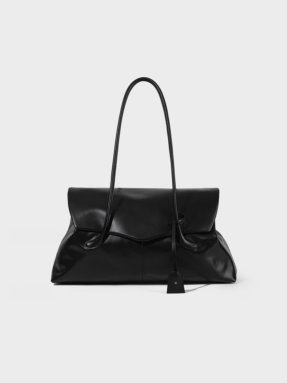 Low Classic Haricot Flap Bag Black