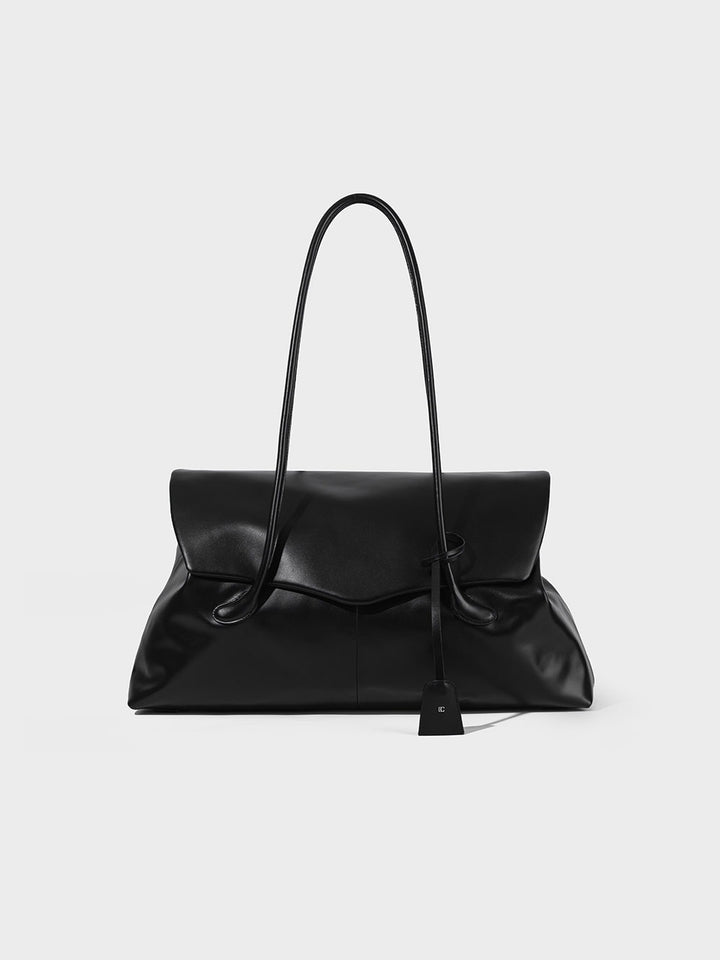 Low Classic Haricot Flap Bag Black