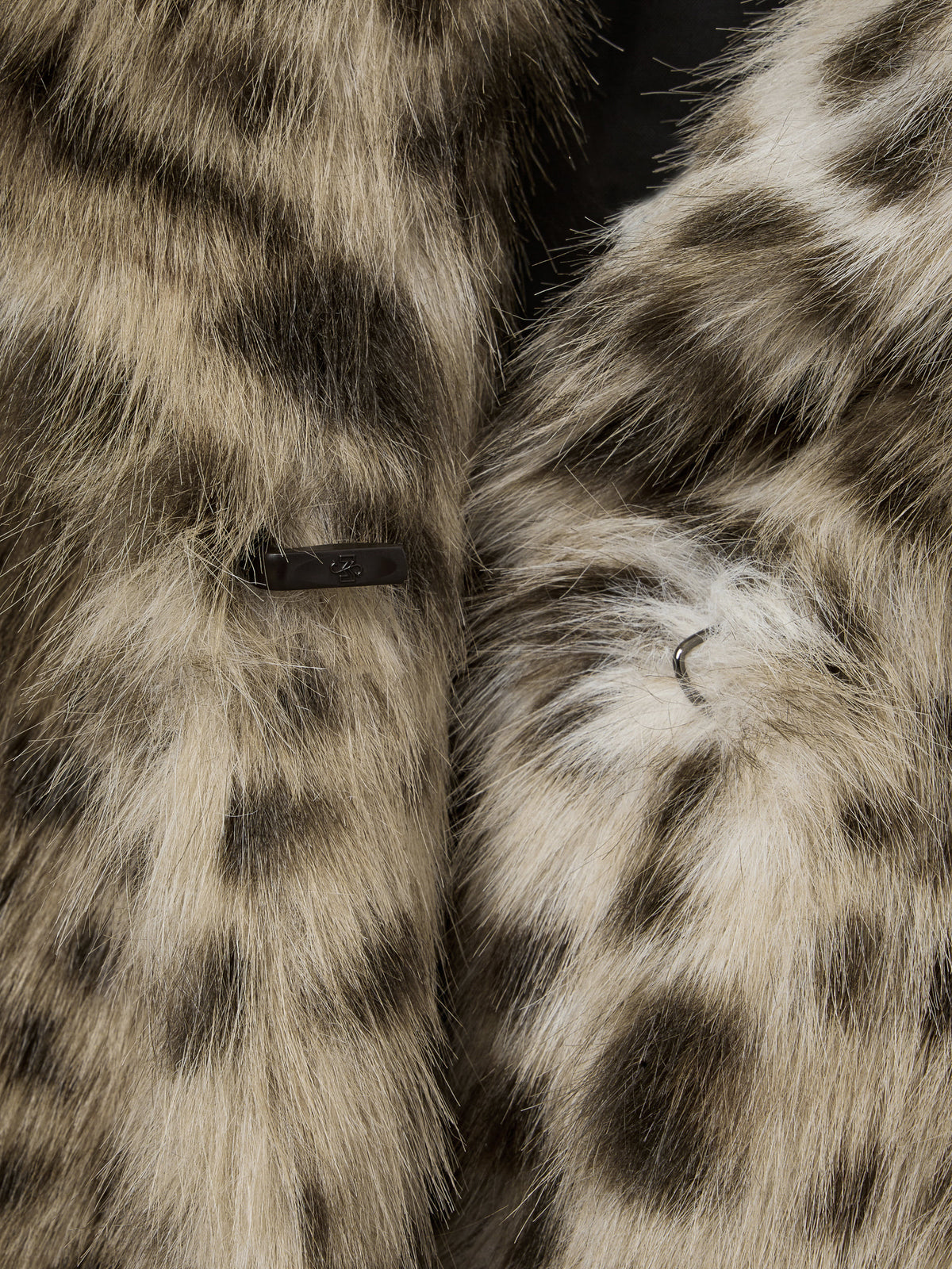 Margesherwood Fitted Faux Fur Jacket leopard