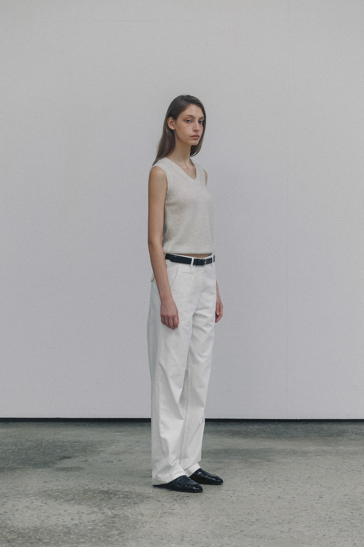 Nothing Written Carol u-neck vest (Ivory)