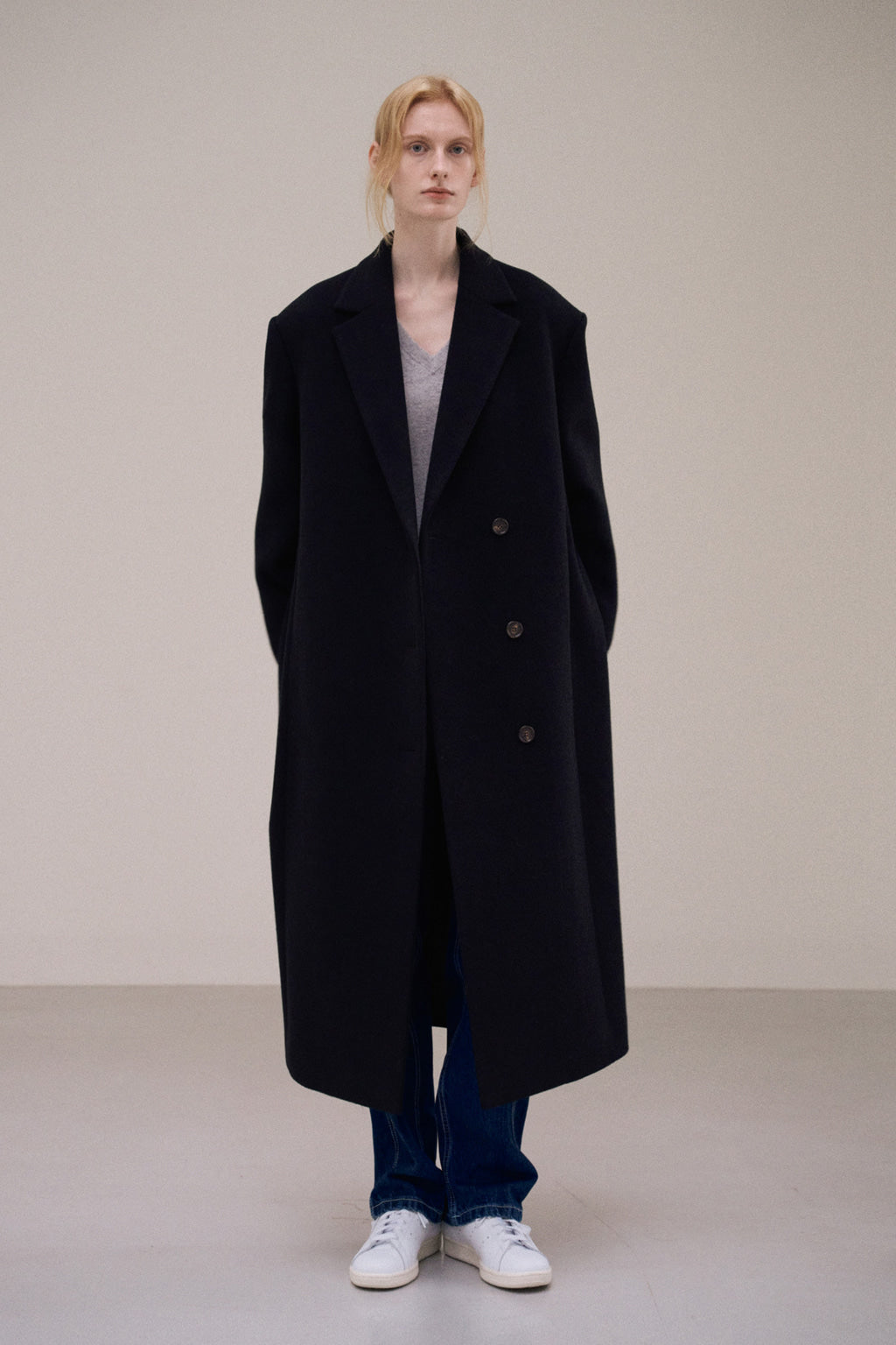 Facade Pattern Cashmere Minimal Coat black