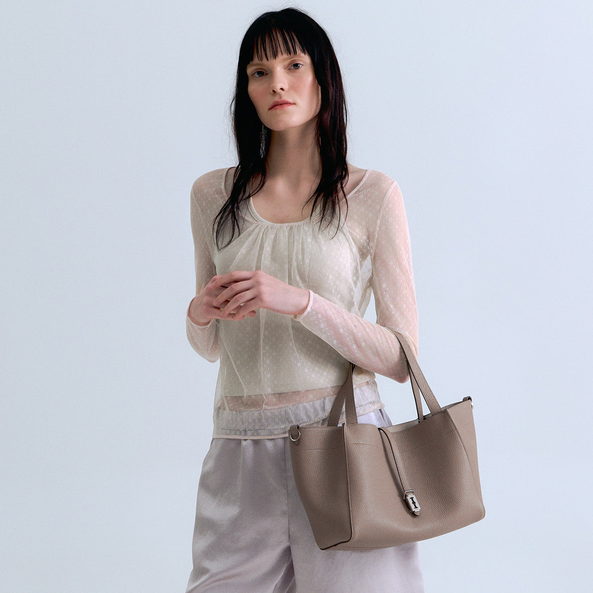Vunque Perfec Grab Tote S Light Taupe