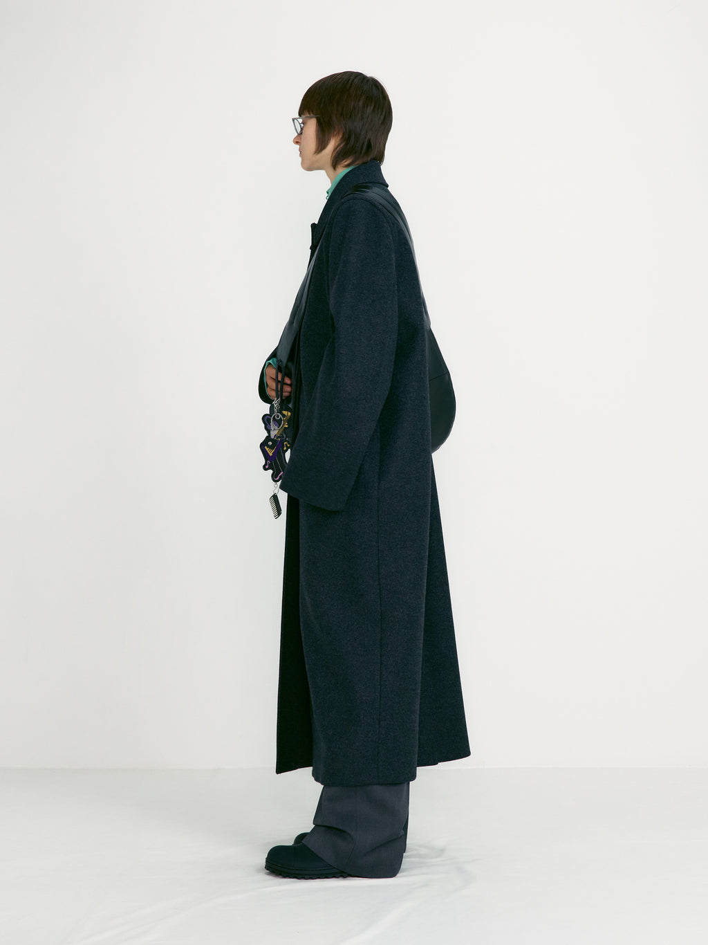 [low_classic] Single-Buttoned Balmacaan Coat
Melange Dark Grey