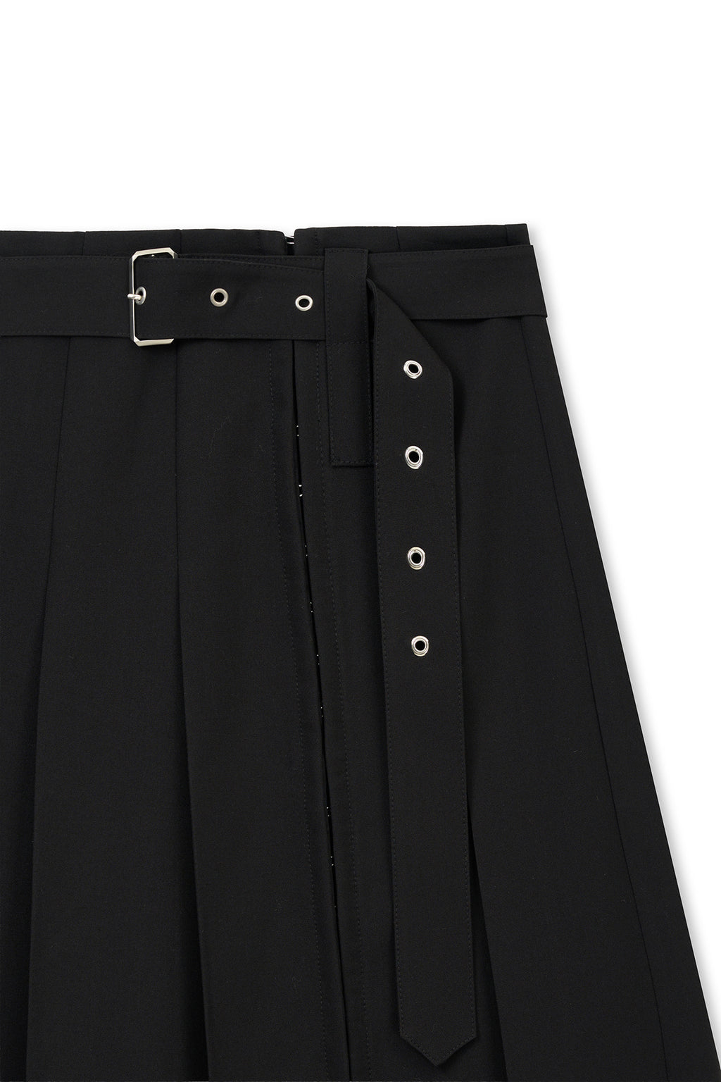 [matinkim] Belted Slit Pleat Skirt IN Black