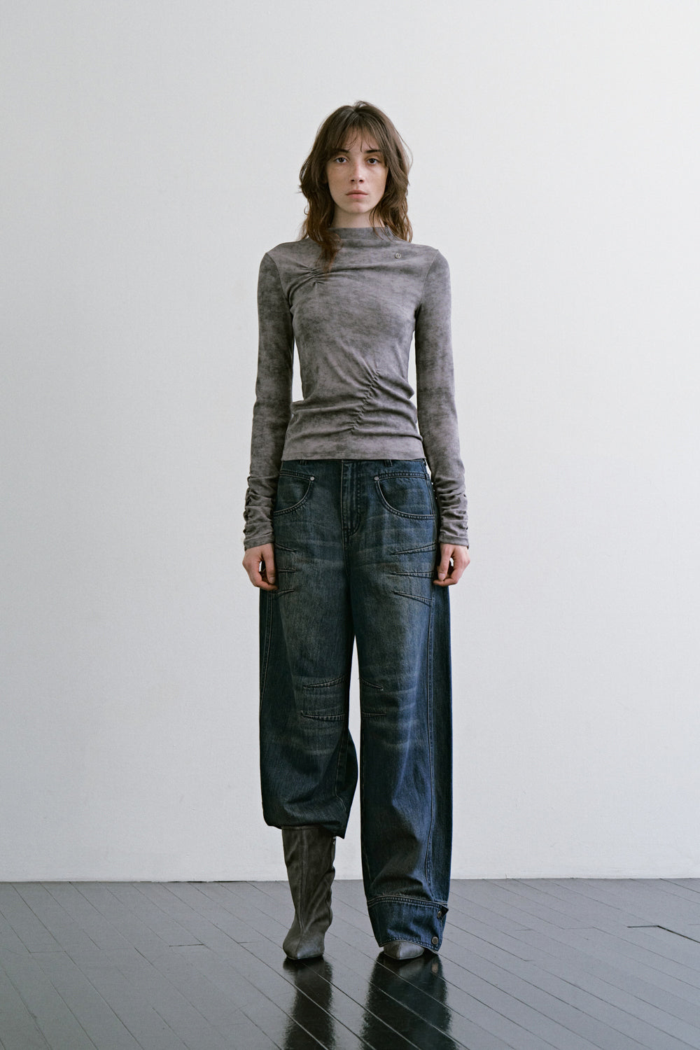 Treemingbird Blurry Print Mock Neck Top Gray