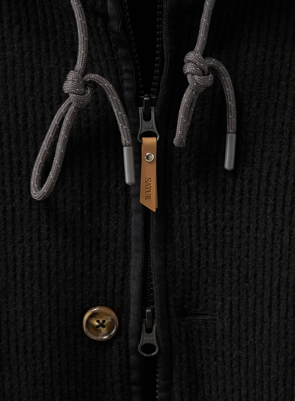 [satur] Light Weight Fleece Hood Zip-up - Black