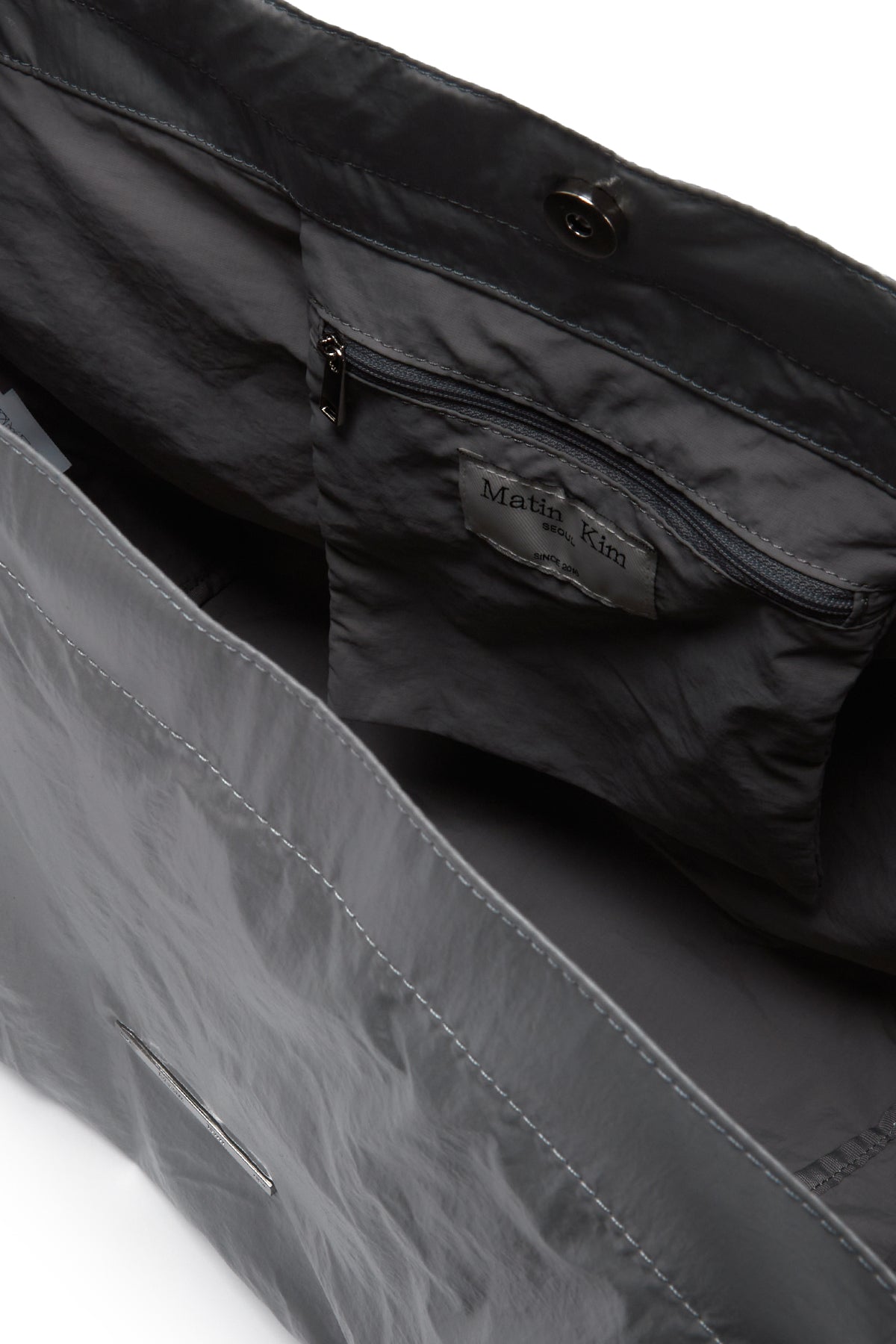 [matinkim] GLOSSY TWO WAY BIG BAG IN GREY