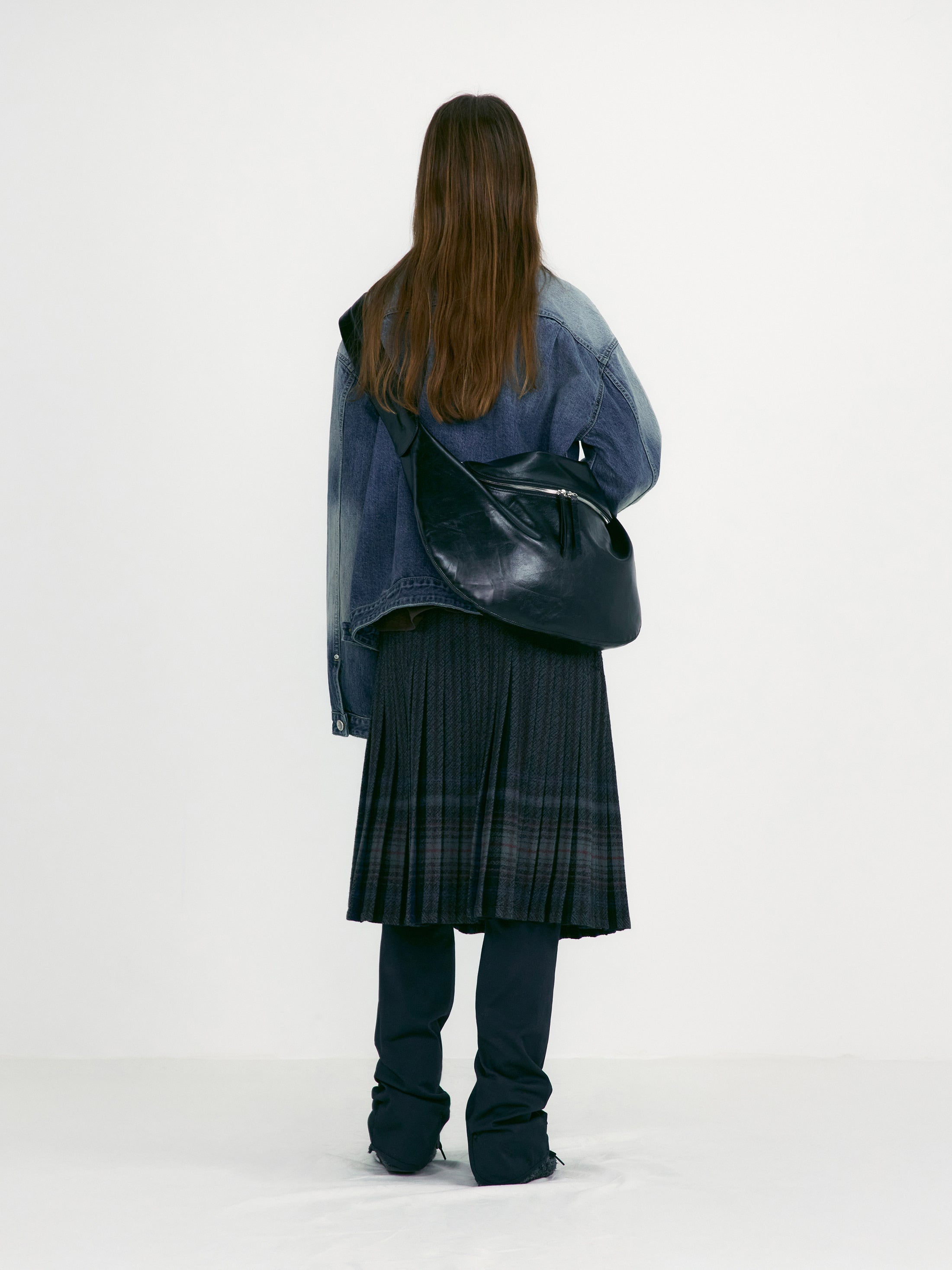 [low_classic] Trucker Jacket
Mid Blue