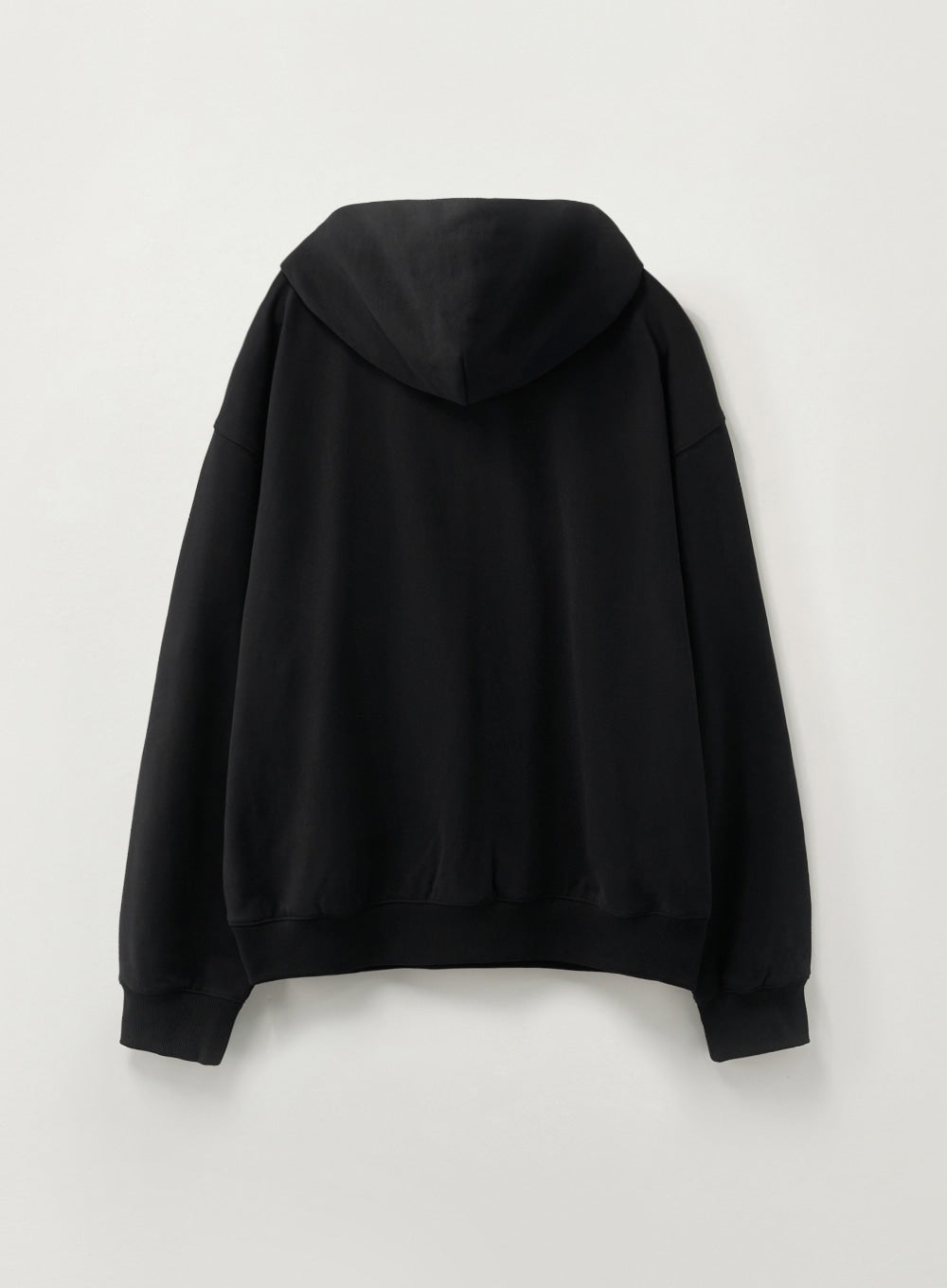 [satur] Small Rivet Applique Pocket Logo Hoodie - Black