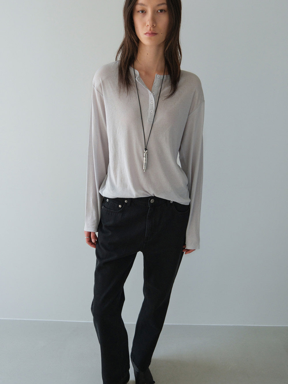 Low Classic Henley Neck Cotton Long Sleeve T-Shirt Light Grey