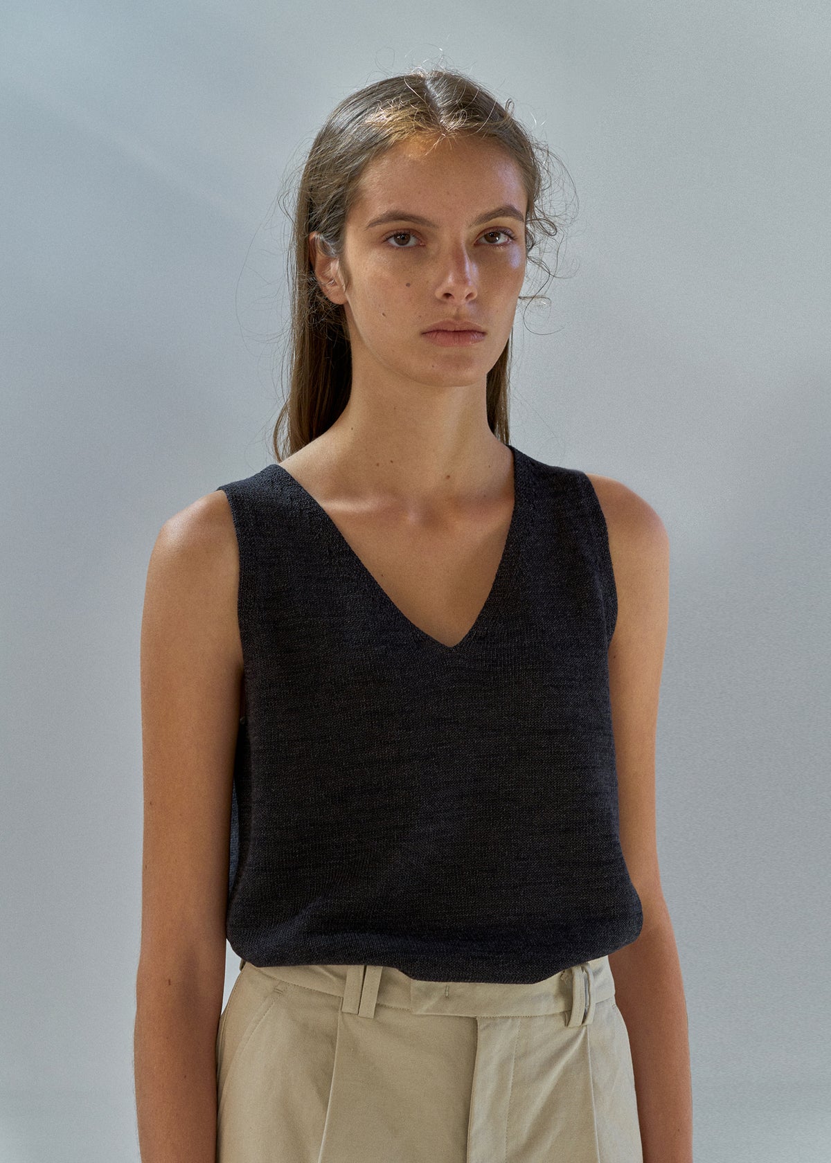 Nothing Written Paper sleeveless top (Dark gray)