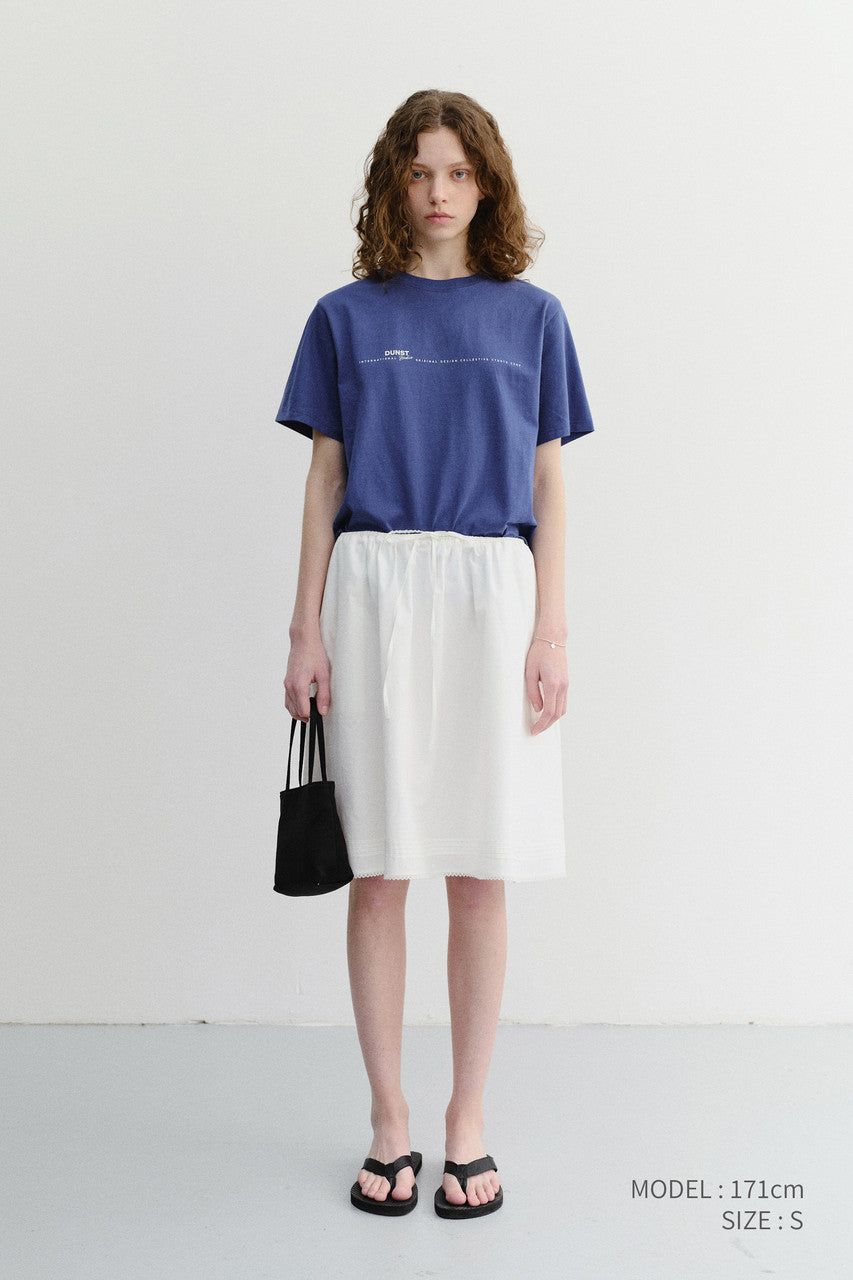 Dunst Unisex Minimal Lettering T-Shirt Blue
