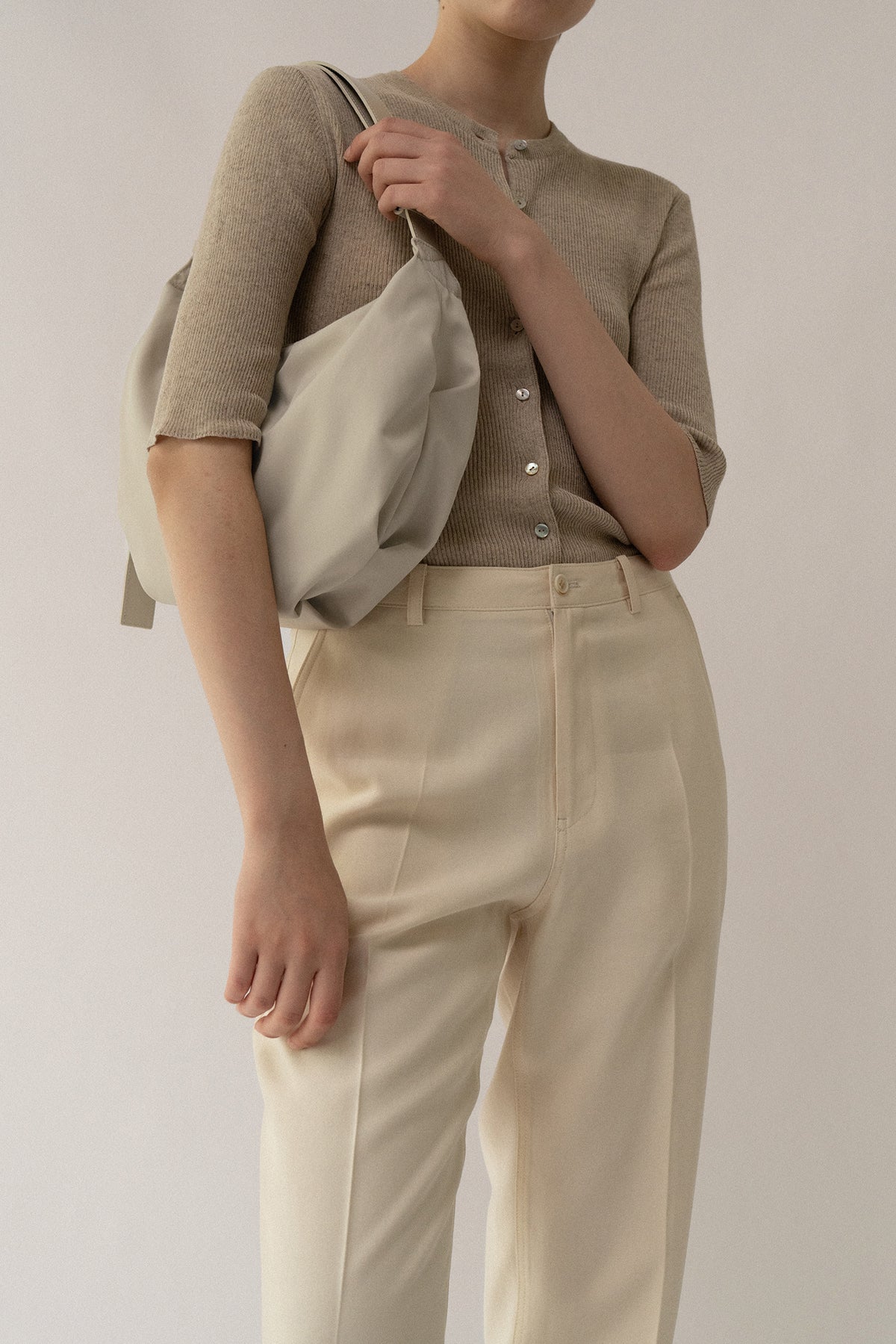Nothing Written HT nylon shoulder bag (Salt)