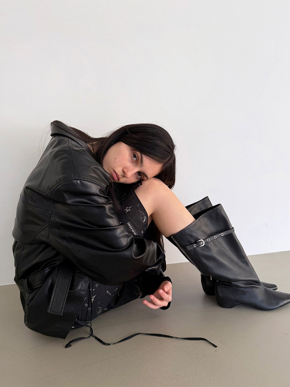 [Low Classic] Low Waist Artificial Leather Jacket_Black