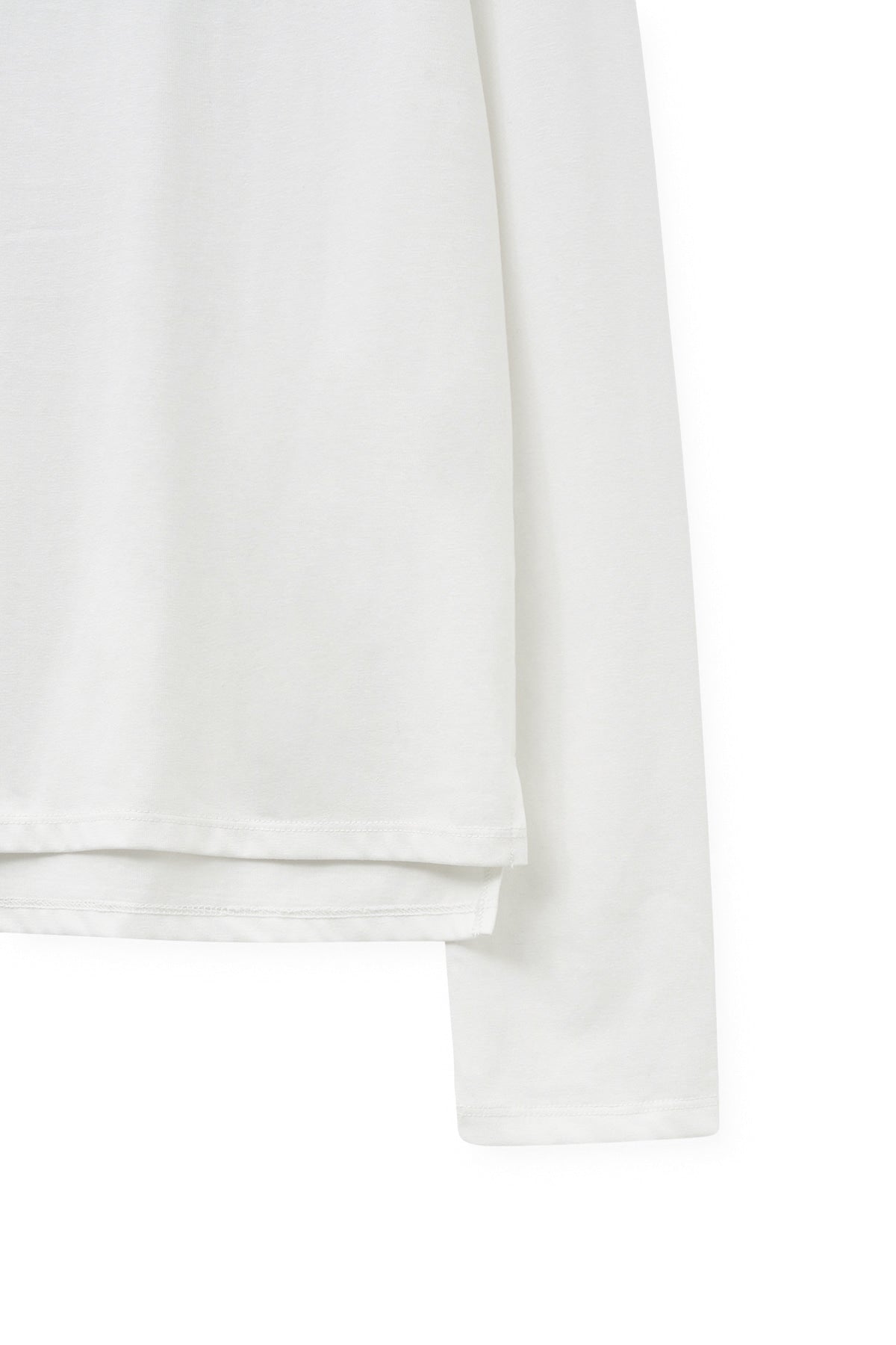 Matinkim Lettering Graphic Long Sleeve Top For Women IN White