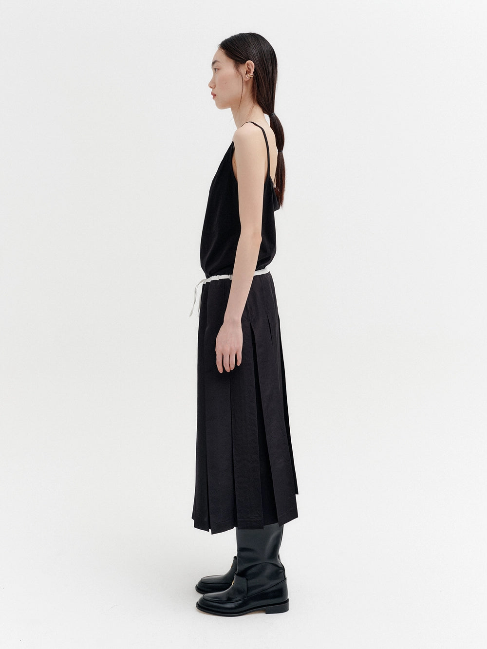 EENK Drawstring Pleated Skirt - Black