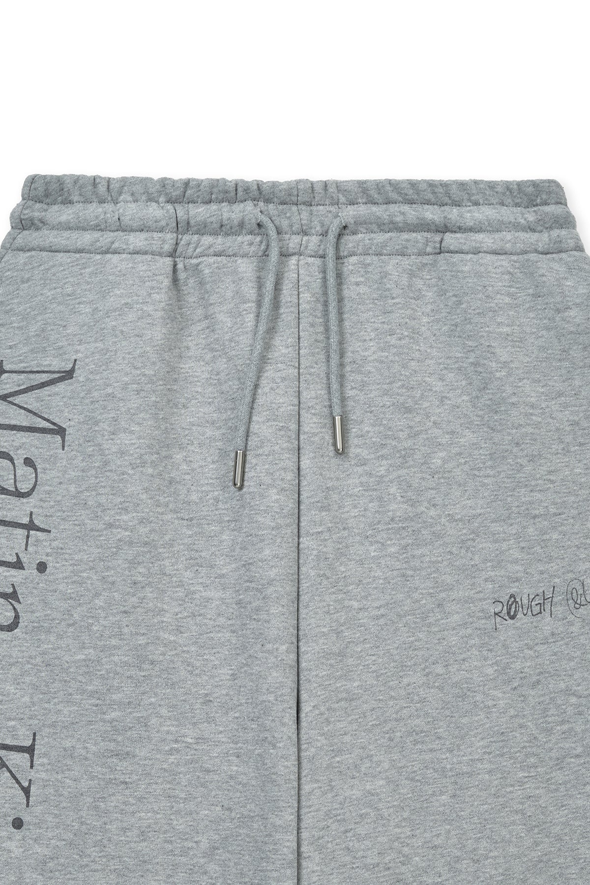 [matinkim] ESSENTIAL LOGO SWEATPANTS IN GREY