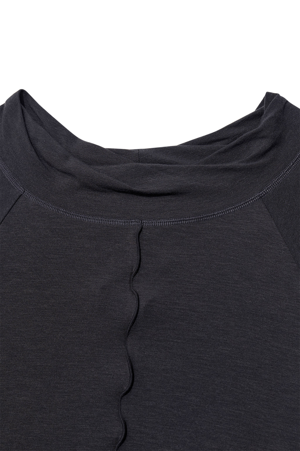 [matinkim] WIDE NECK RAGLAN LONG SLEEVE IN CHARCOAL
