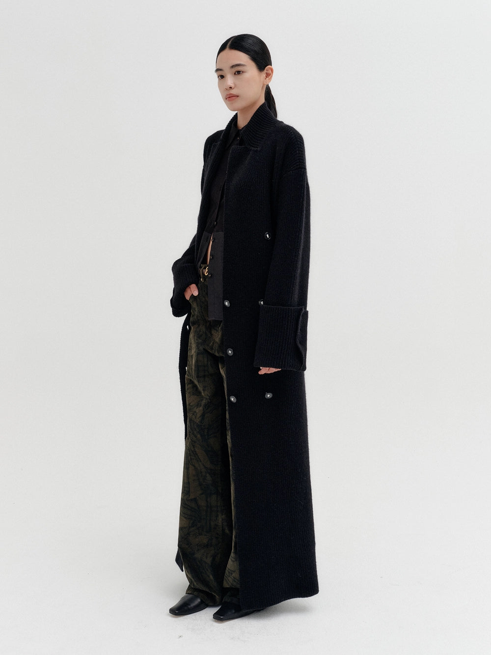 EENK Classic Double-Breasted Knitwear Coat - Black