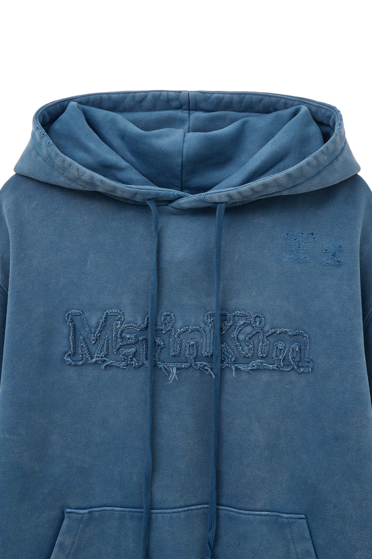 [matinkim] VINTAGE COLOR DYING LOGO HOODY IN BLUE