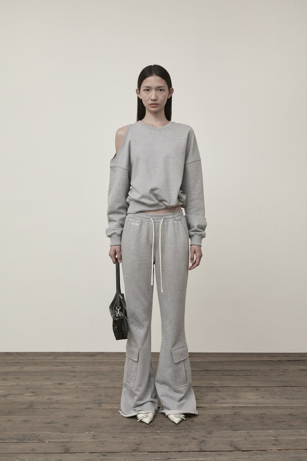 Matinkim Boots Cut Slim Cargo Sweatpants IN Grey
