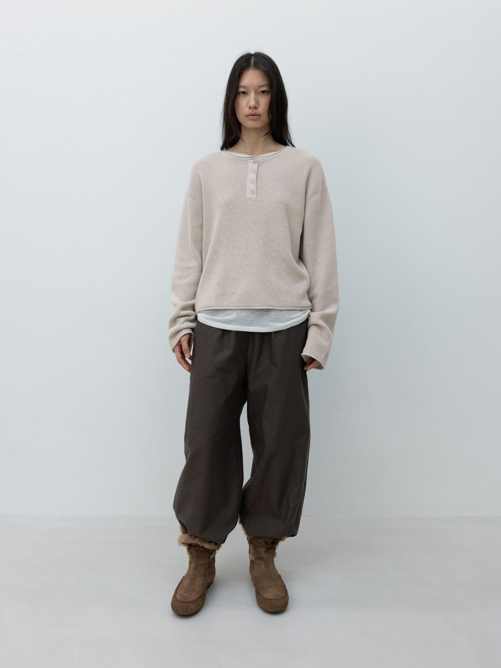 Low Classic Waffle Henley Neck Knit Light Grey