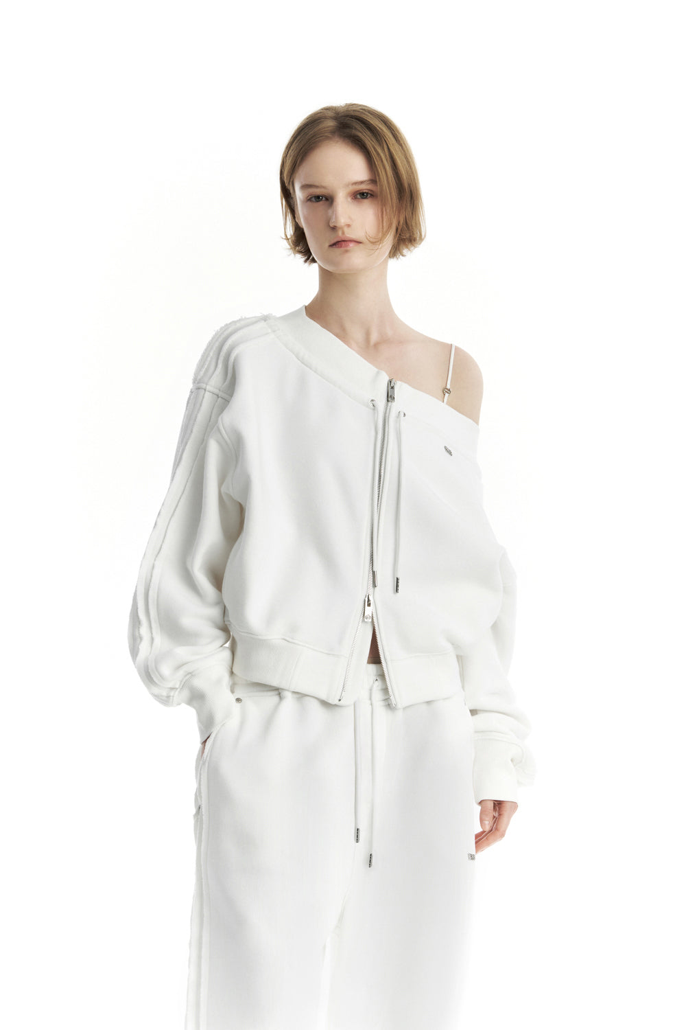 Treemingbird Tmb Off-Shoulder Sweat Set-Up Zip-Up White
