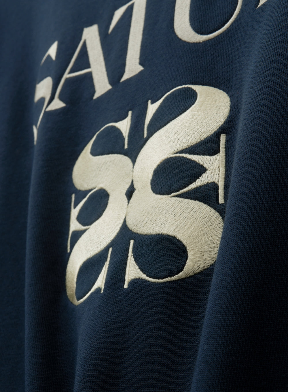[satur] Classic Logo Sweatshirt - Navy Yellow