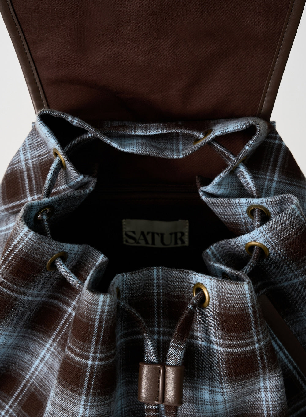 [satur] Check Pattern Pocket Bucket Backpack - Blue