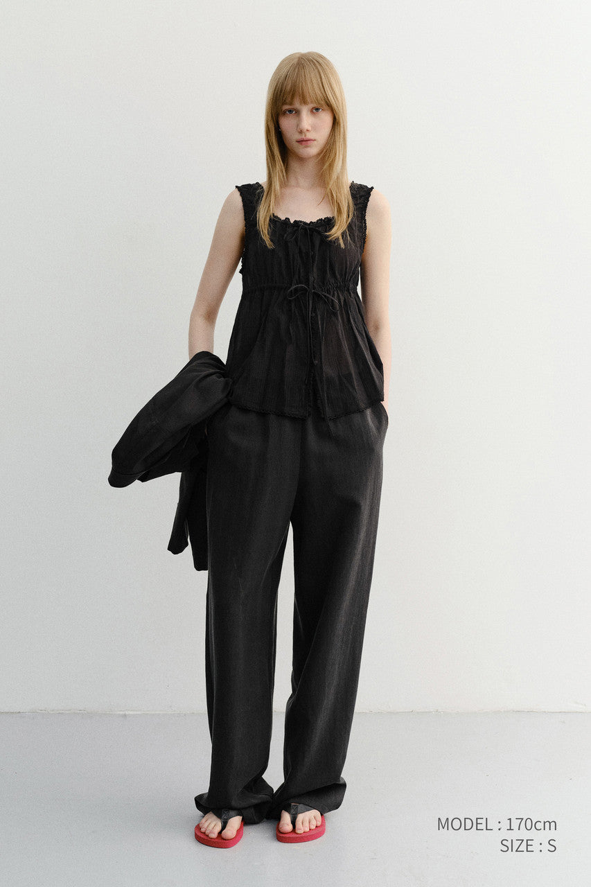 Dunst Shirring Sleeveless Blouse Black