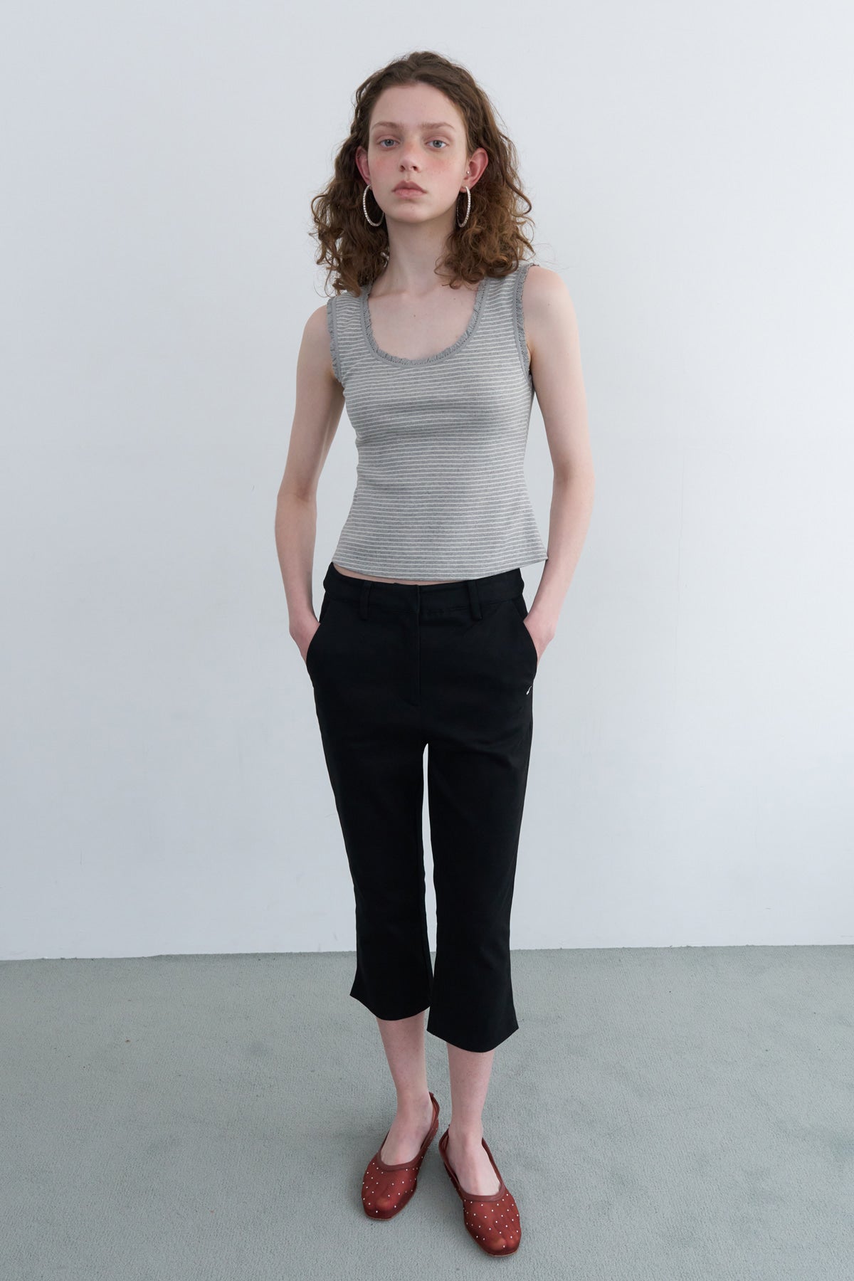 Overdueflair Of Capri Pants Black