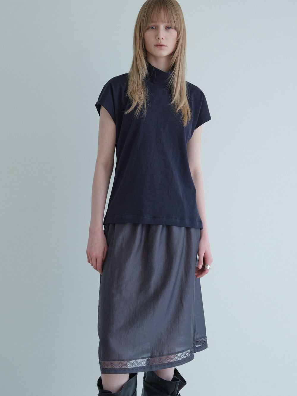 Low Classic High Neck Half Sleeve T-Shirt Navy