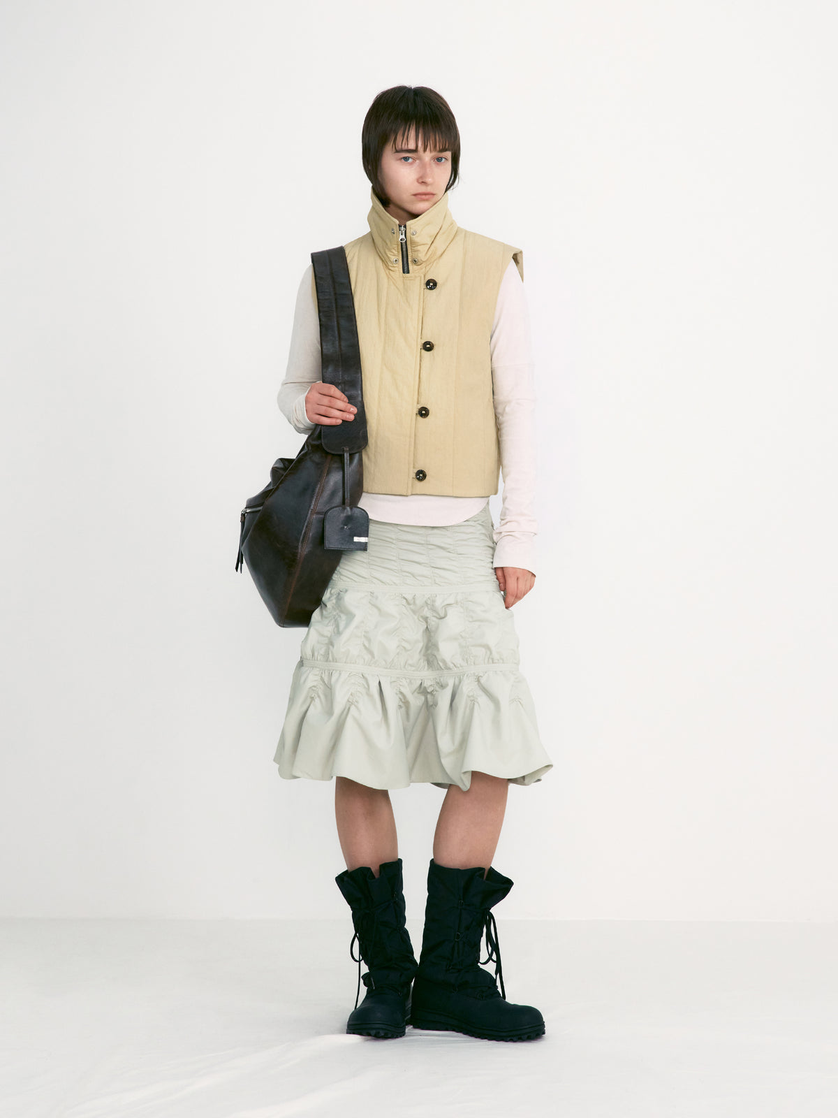 Low Classic Padded Shirring Skirts Light Khaki
