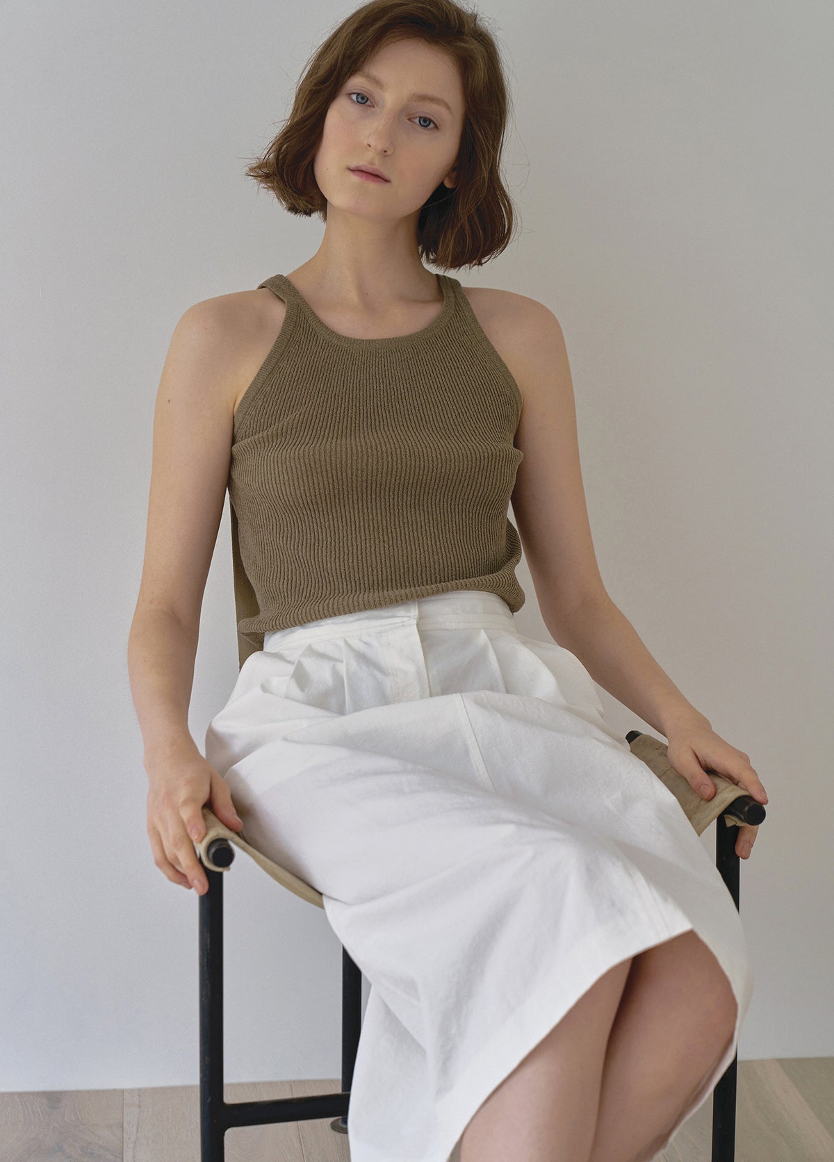 Nothing Written Knit sleeveless (Khaki)