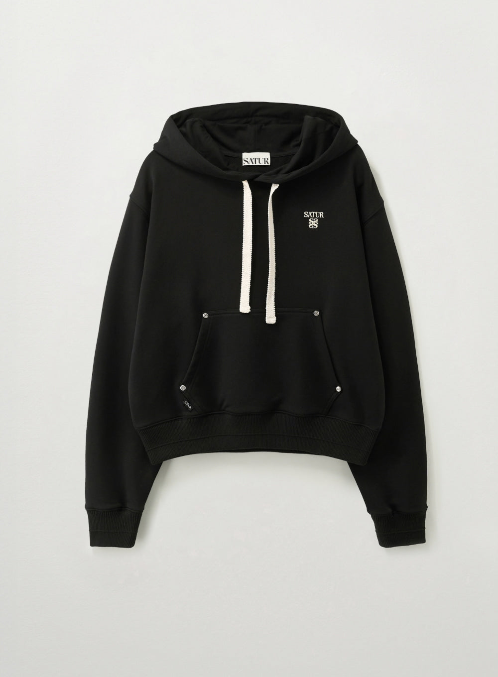 [satur] (W) Loren Small Logo Rivet Hoodie - Black