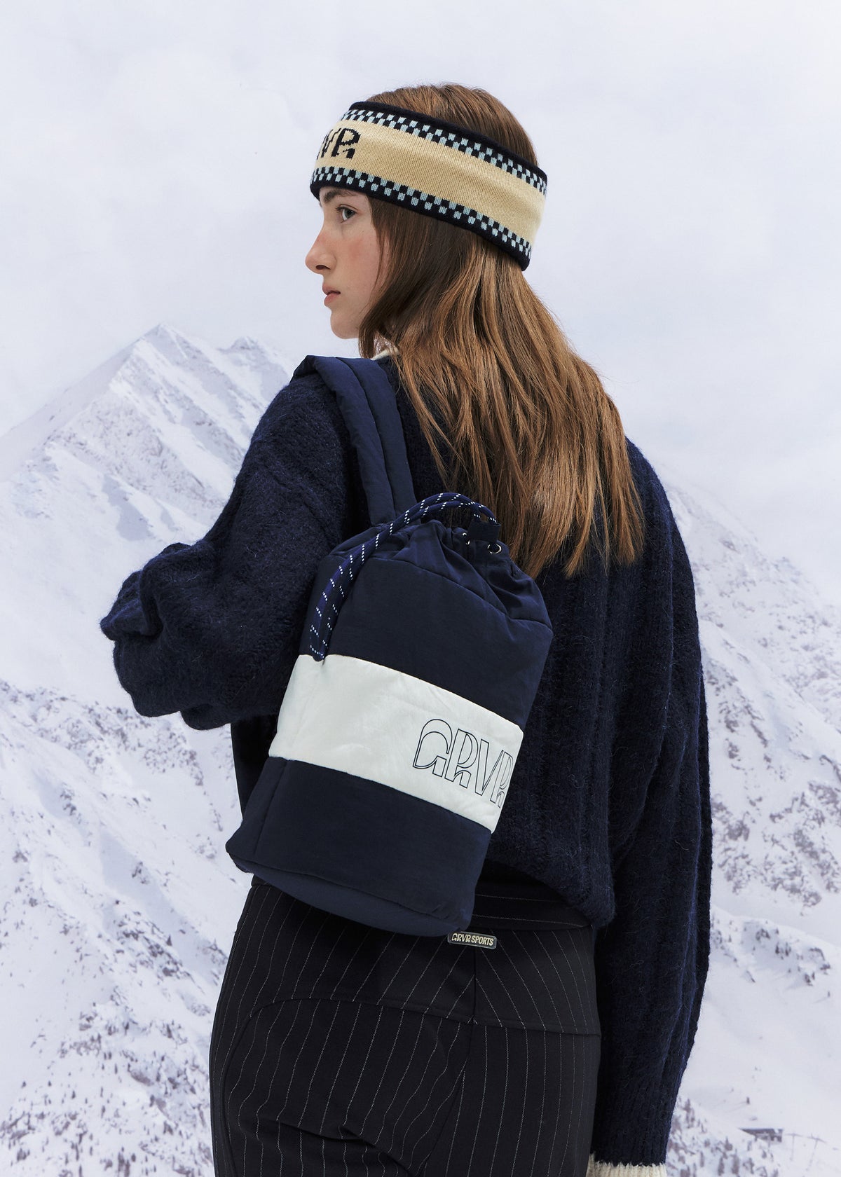 Grove Viento Bucket Bag