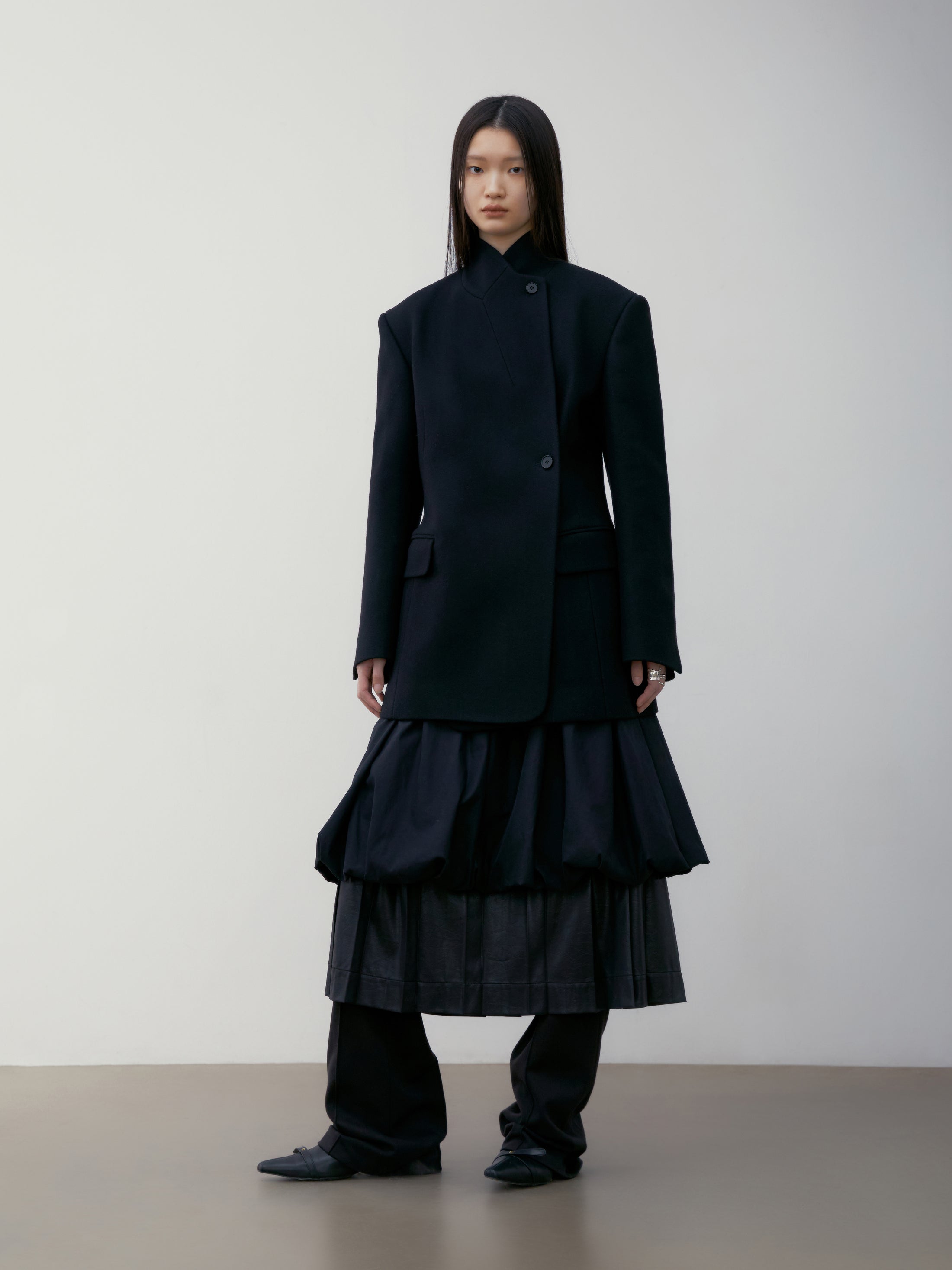 [low_classic] SLIM FIT WOOL COAT
BLACK