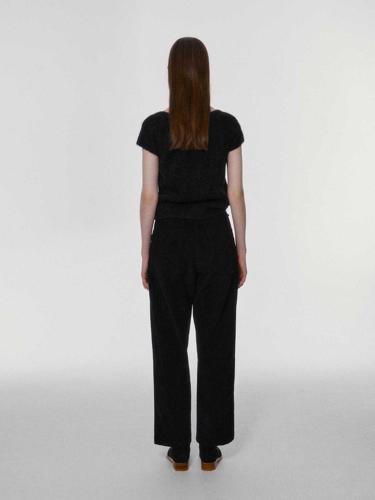 Nothing Written Sienna v-neck short sleeve knit (Black)