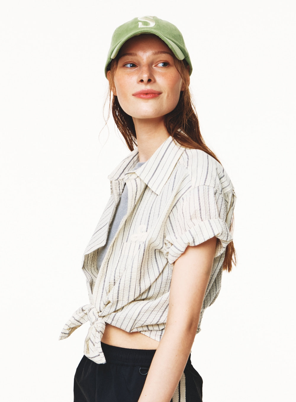 [satur] Natural Seersucker Stripe Half Shirt - Black