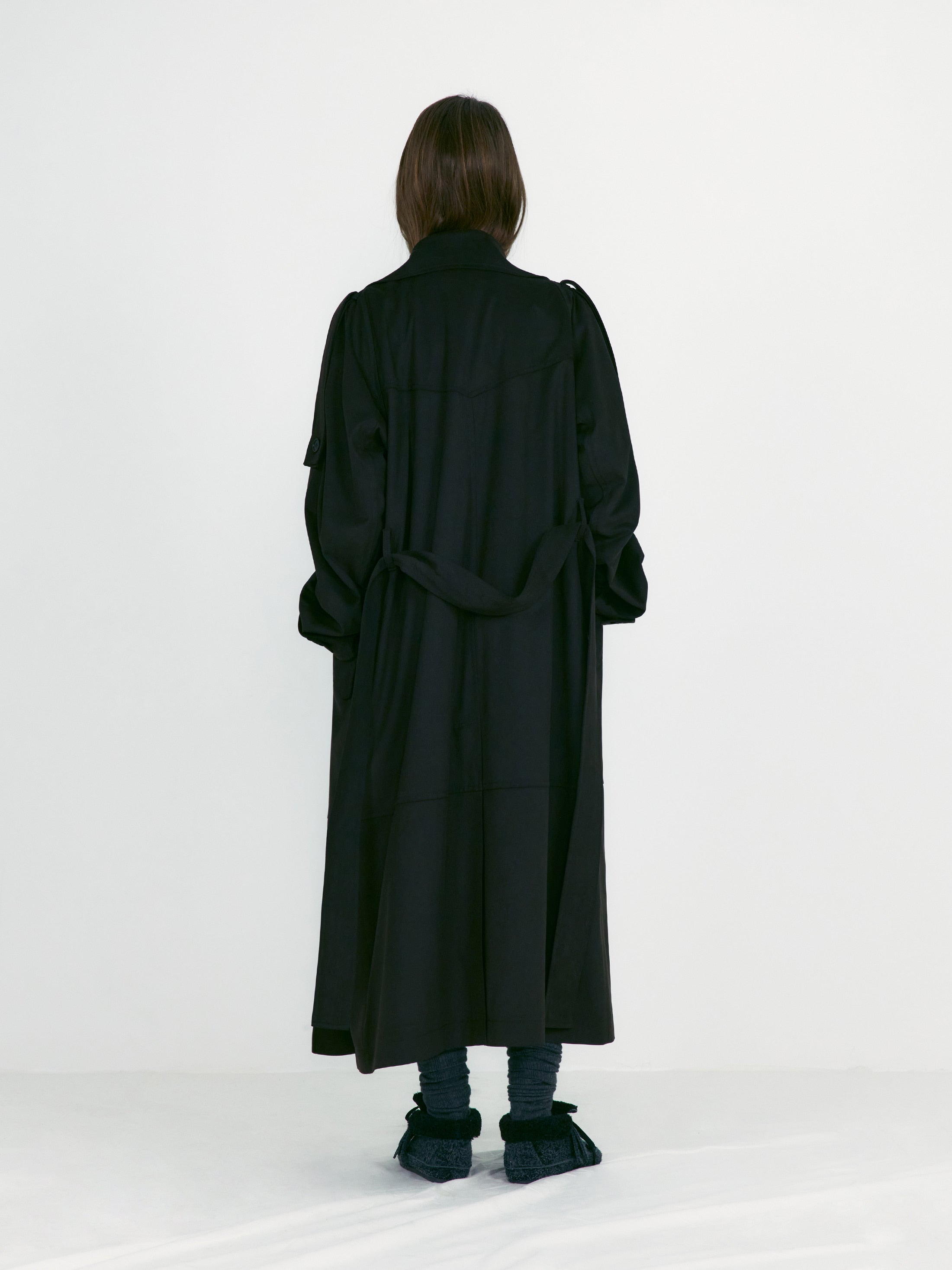 [low_classic] Suede Belted Trench Coat
Dark Brown