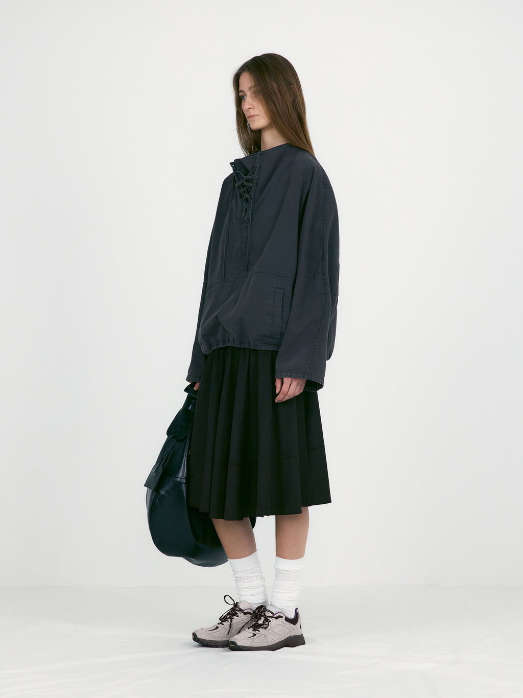 [low_classic] Washed Cotton Lace Up Anorak
Charcoal Brown