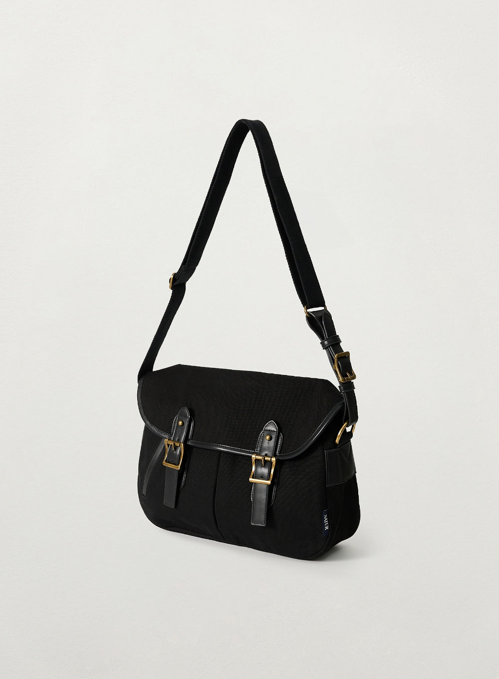 [satur] Classic Canvas Shoulder Bag - Black