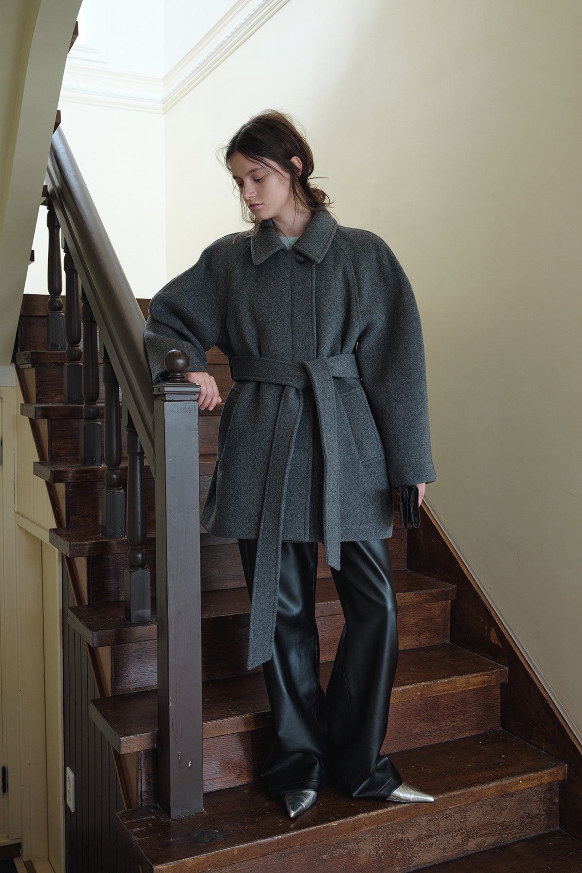 Overdueflair Volume Sleeve Wool Half Coat Grey