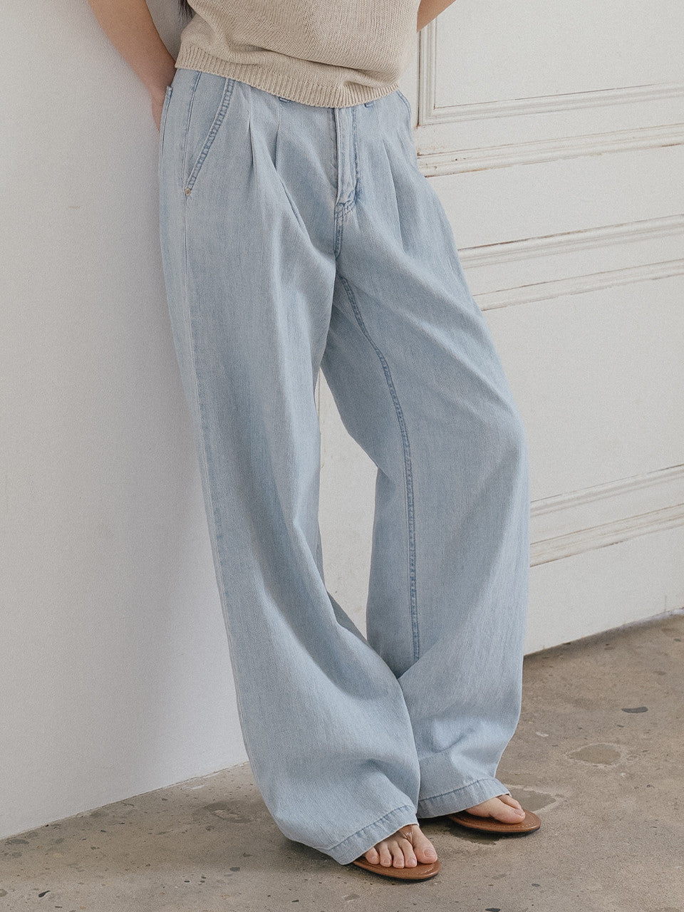 Tillidie Textured washing classic denim pants Light Blue