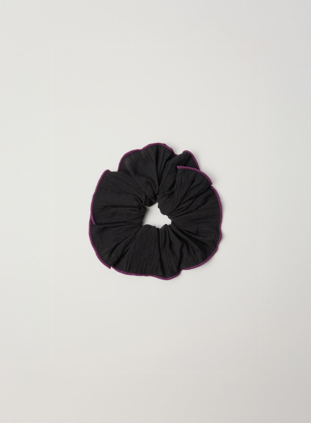 Satur (W) Wrinkle Color Block Scrunchie - Black